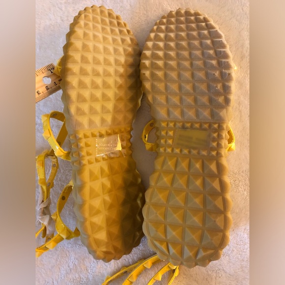 Cape Robbin Thorn Yellow Gladiator Sandals - Picture 6 of 13